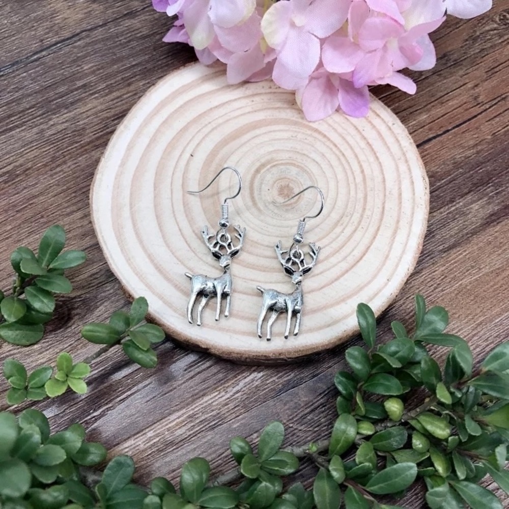 Earrings deer style